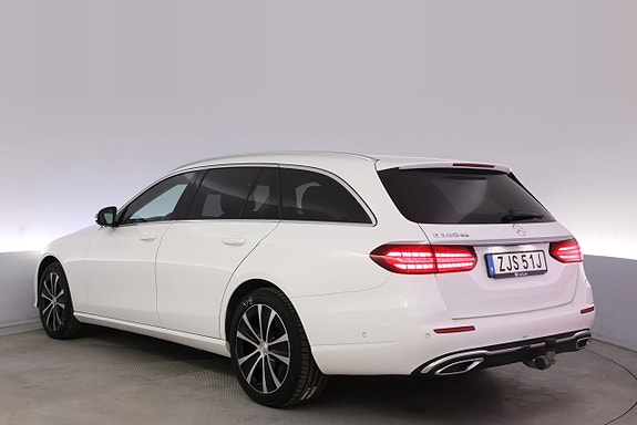 Mercedes-Benz E300 4 of 27