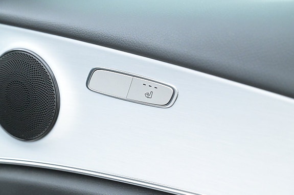 Mercedes-Benz E300 14 of 27