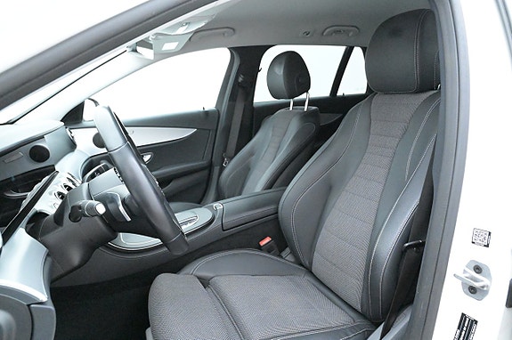 Mercedes-Benz E300 10 of 27