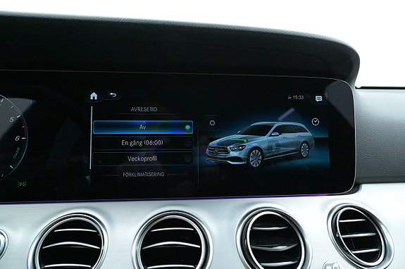 Mercedes-Benz E300 19 of 27