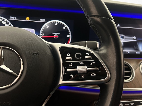 Mercedes-Benz E220 20 of 30