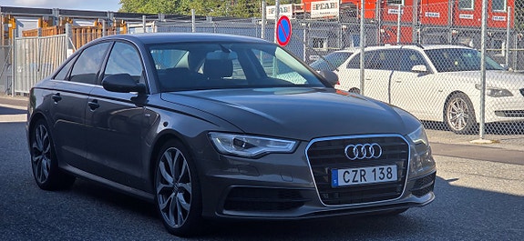 Audi A6 5 of 26
