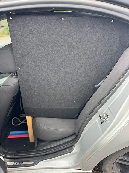 BMW 320i 6 of 11
