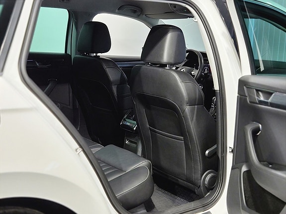 Skoda Superb 22 of 26