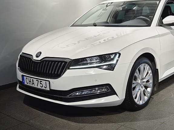Skoda Superb 3 of 26