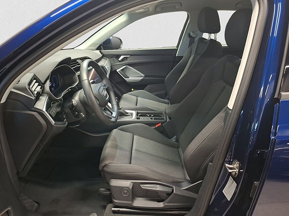 Audi Q3 7 of 10