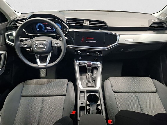 Audi Q3 8 of 10