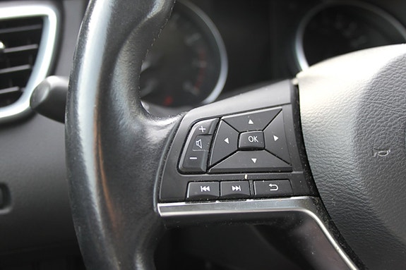 Nissan Qashqai 15 of 19