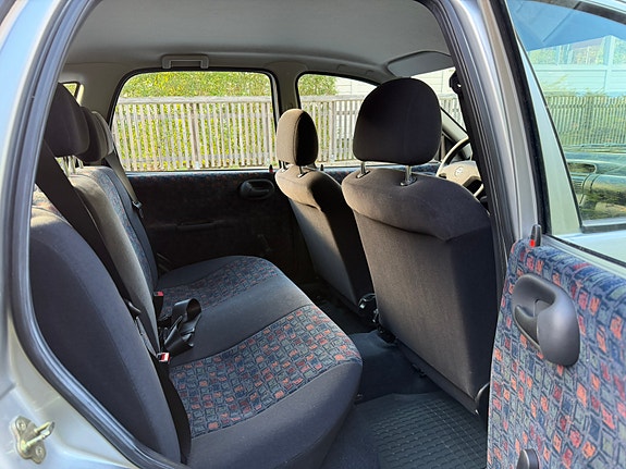 Opel Corsa 6 of 10