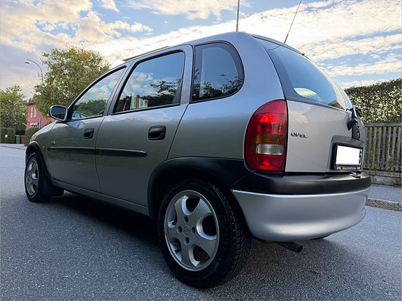 Opel Corsa 4 of 10