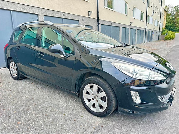 Peugeot 308 SW 3 of 5