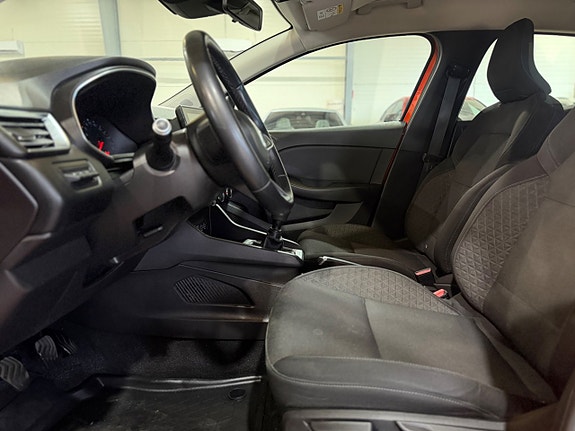 Renault Clio 13 of 25