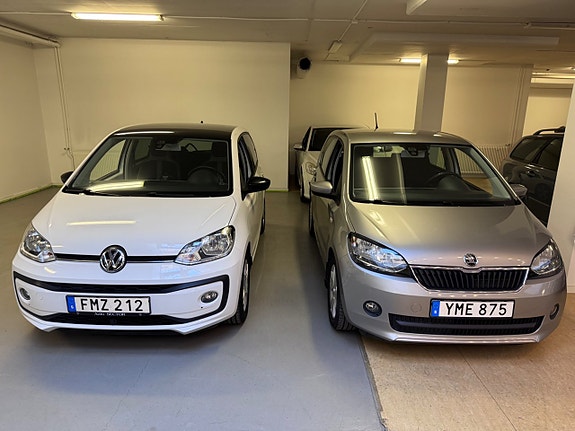 Volkswagen UP! 19 of 19