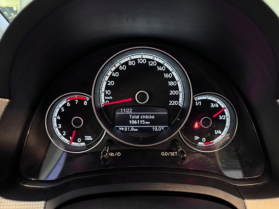 Volkswagen UP! 11 of 19