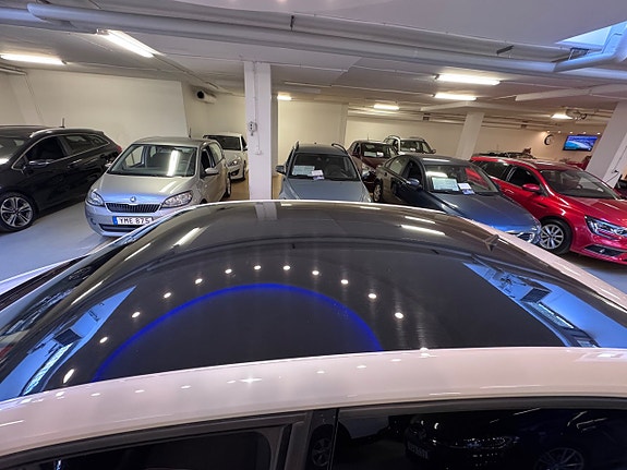 Volkswagen UP! 14 of 19