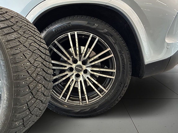 Mercedes-Benz GLE300 d 14 of 24