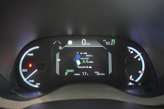 Toyota Yaris Cross 10 of 17