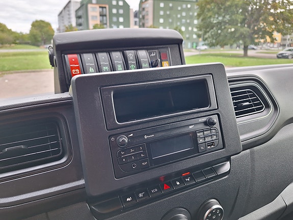 Renault Master 24 of 30