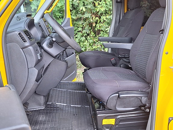 Renault Master 14 of 30