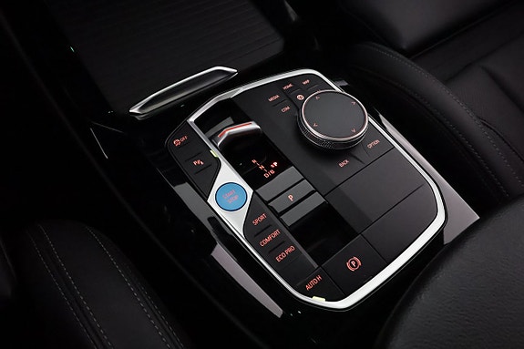 BMW iX3 24 of 28