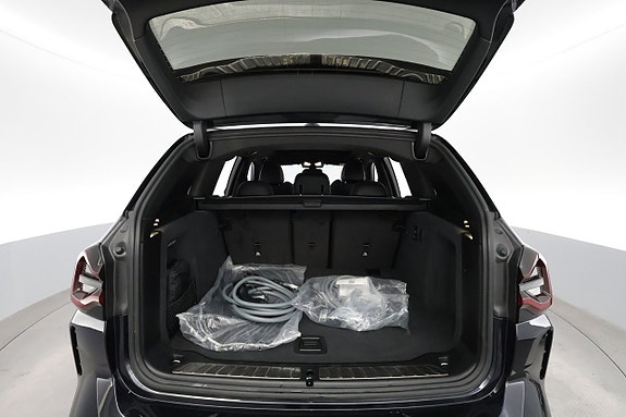 BMW iX3 26 of 28