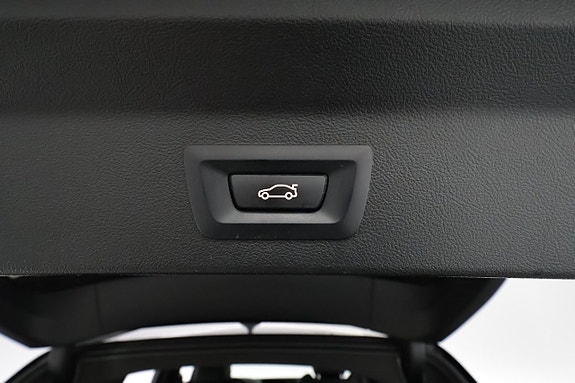 BMW iX3 27 of 28