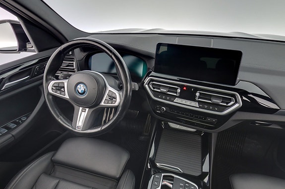 BMW iX3 15 of 28