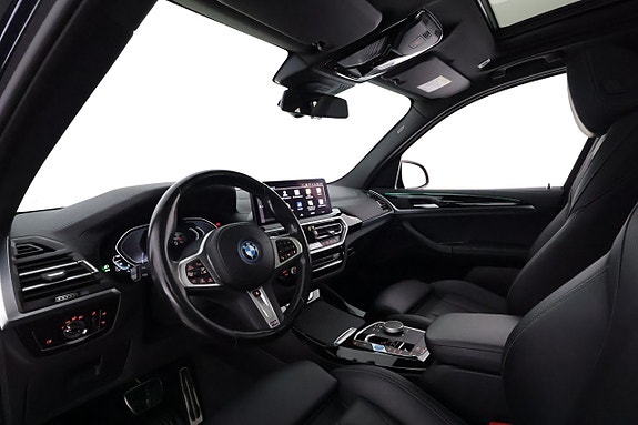 BMW iX3 11 of 28