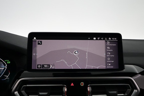 BMW iX3 20 of 28