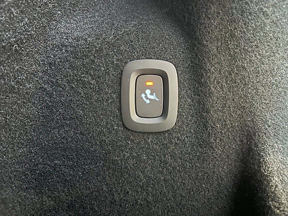 Volvo XC60 17 of 18