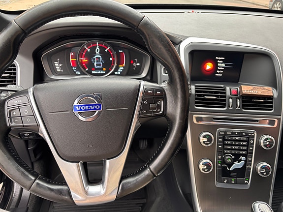 Volvo XC60 10 of 11
