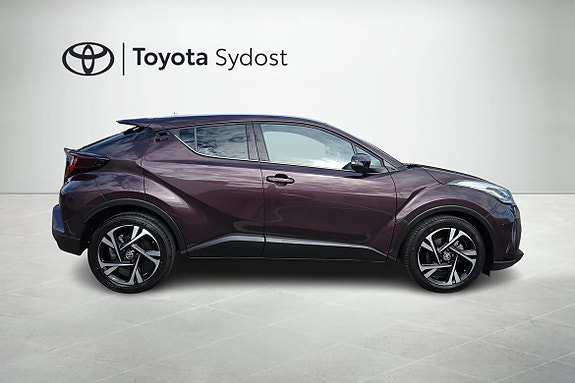 Toyota C-HR 8 of 20