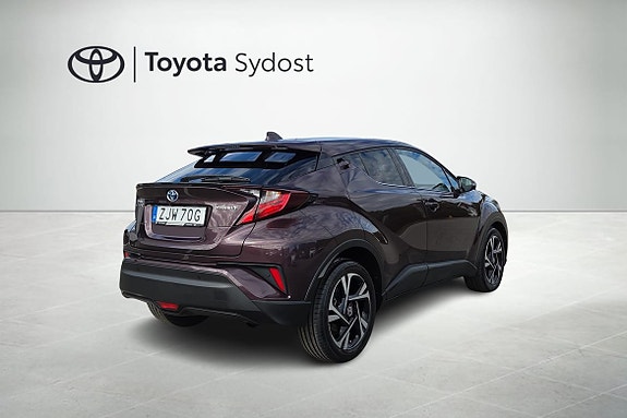 Toyota C-HR 9 of 20