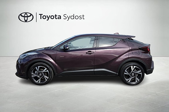 Toyota C-HR 4 of 20