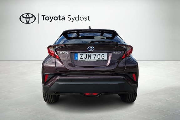 Toyota C-HR 6 of 20