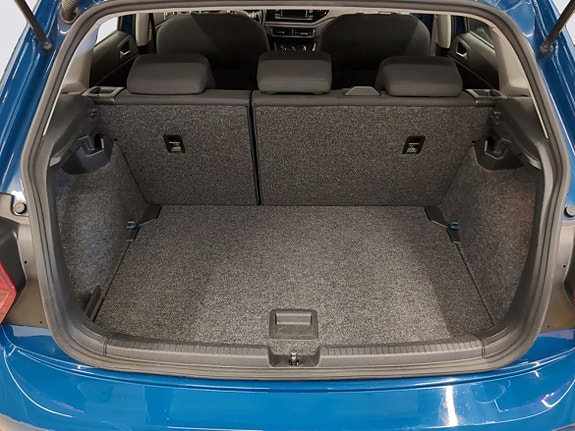 Volkswagen Polo 19 of 21