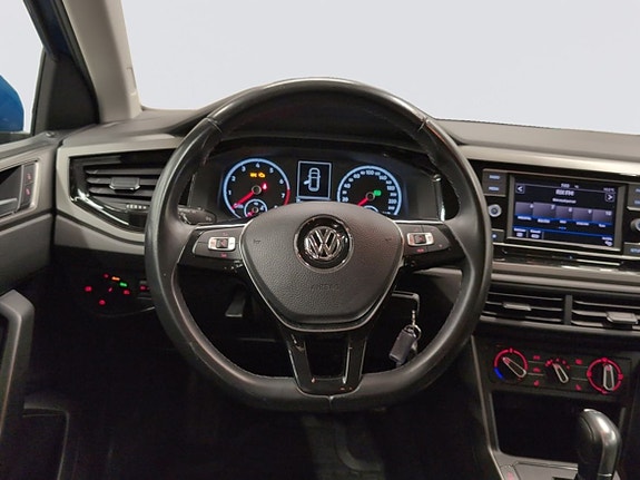 Volkswagen Polo 8 of 21