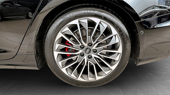 Audi A6 6 of 18