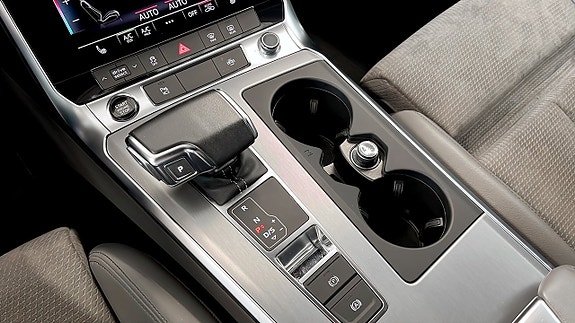 Audi A6 13 of 18