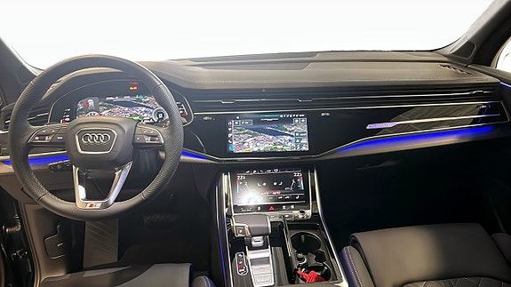 Audi Q7 10 of 12