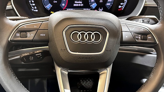 Audi Q3 17 of 20