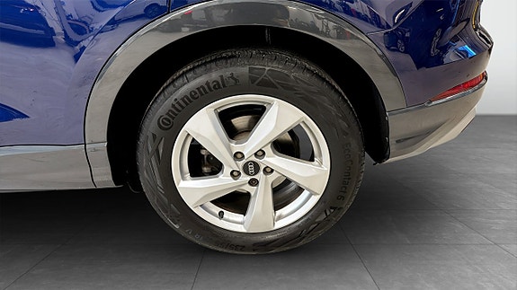 Audi Q3 6 of 20