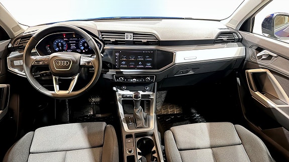 Audi Q3 10 of 20