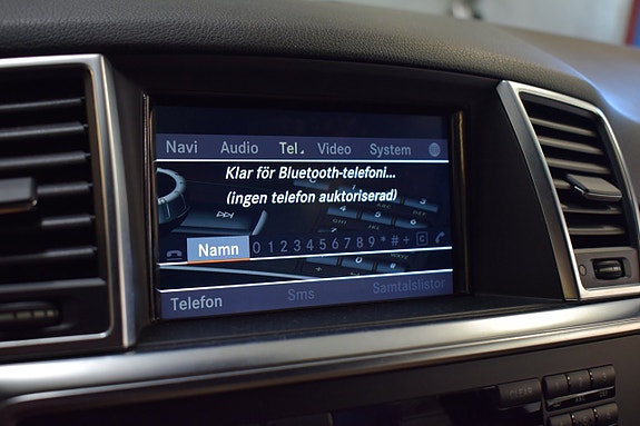 Mercedes-Benz ML350 14 of 19