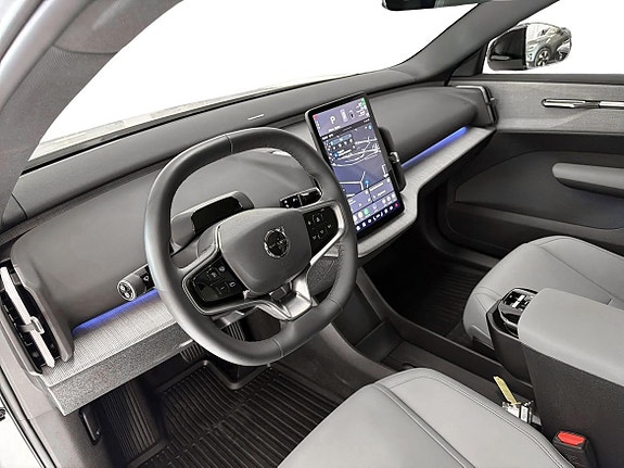 Volvo EX30 6 of 12