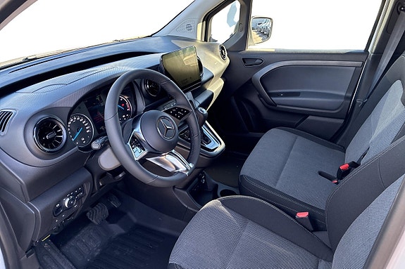 Mercedes-Benz eCitan 10 of 16