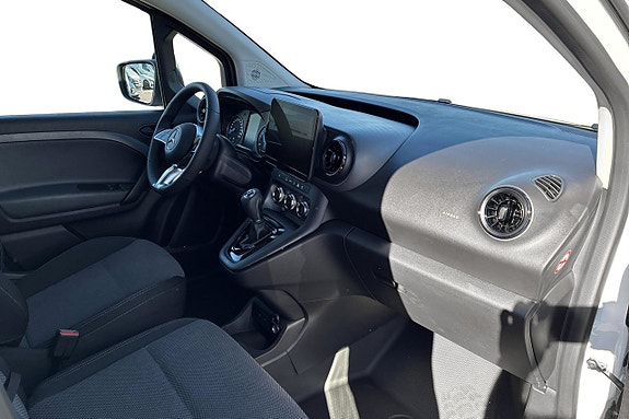 Mercedes-Benz eCitan 13 of 16