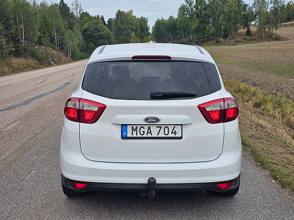 Ford C-Max 2 of 6