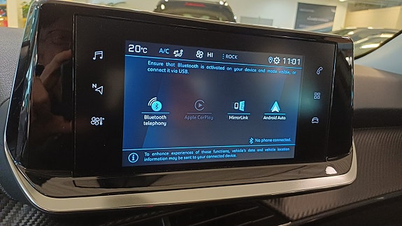 Peugeot 2008 11 of 12
