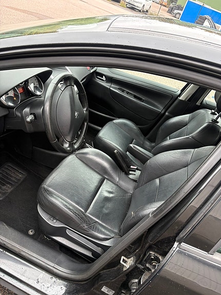 Peugeot 207 6 of 7